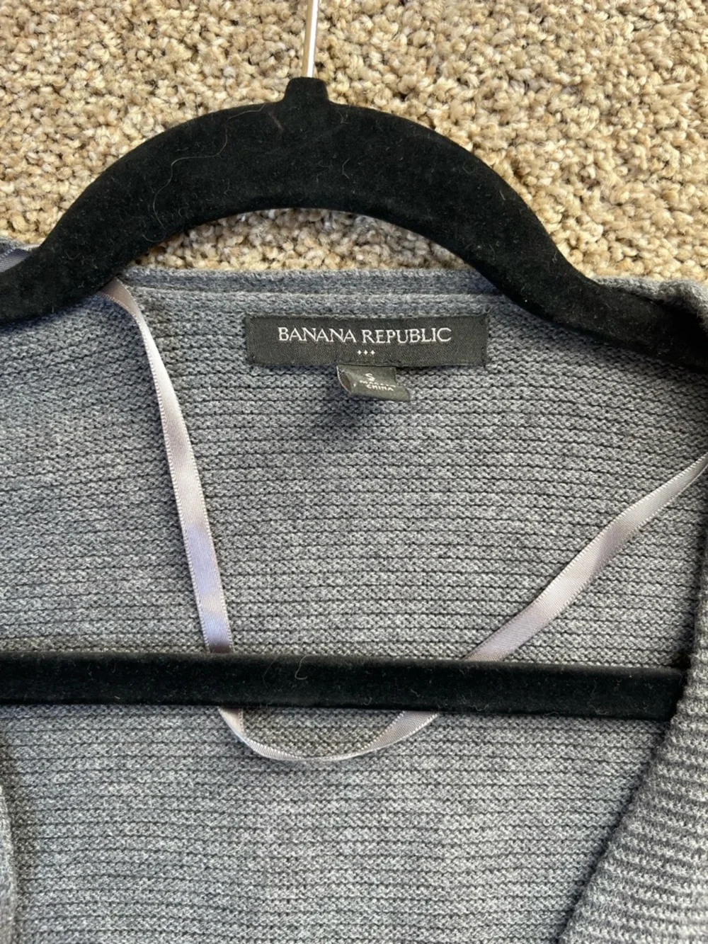 Banana Republic Gray Open Cardigan - Picture 2 of 5